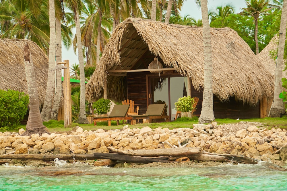 Hotel Isla Mucura