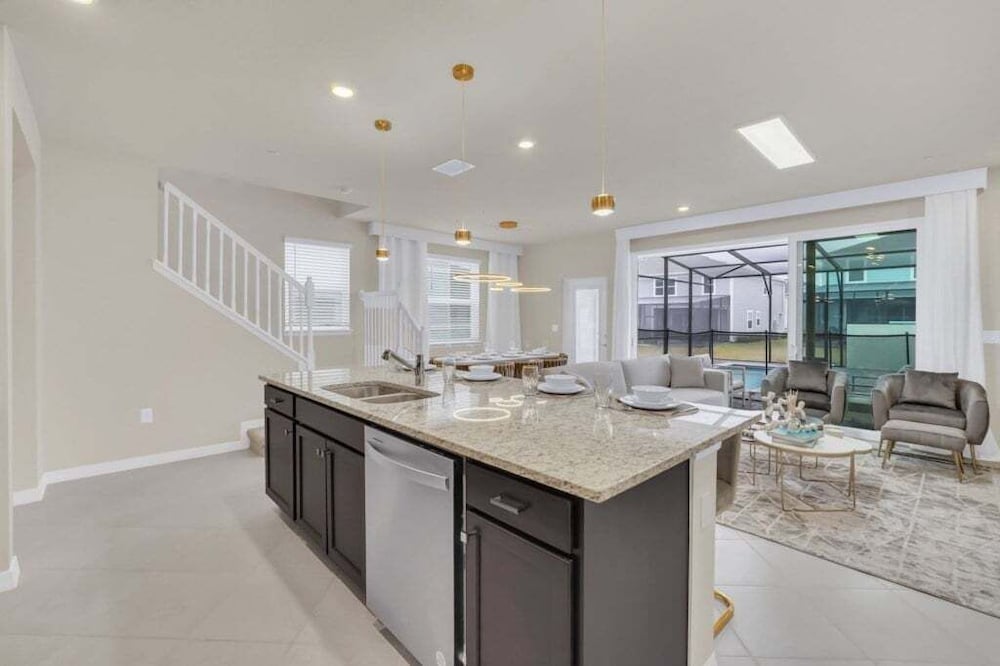 Amazing Theme Rooms Kids Will Love! 5 Bedroom Townhouse