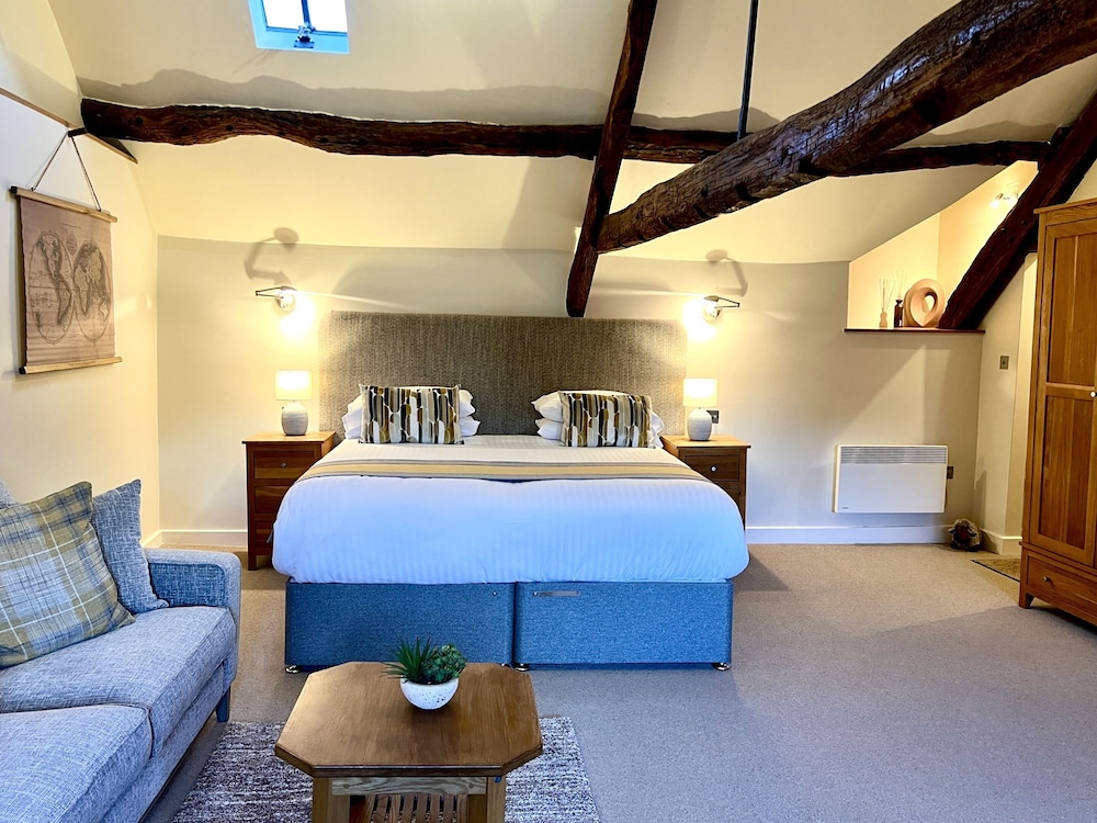 Castle Cottage Inn