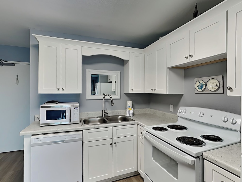 Gulf Shores Plantation #4206 by Southern Vacation Rentals
