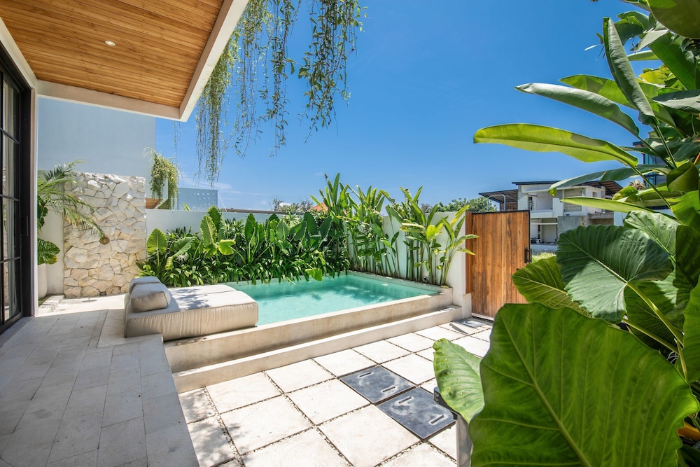 San Marco Modern 2br Villas Beach 5mins Canggu