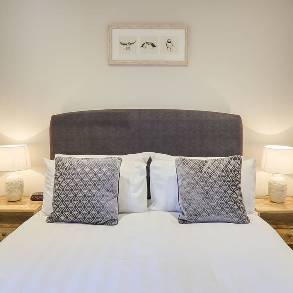 Host Stay Willow Barn view 3