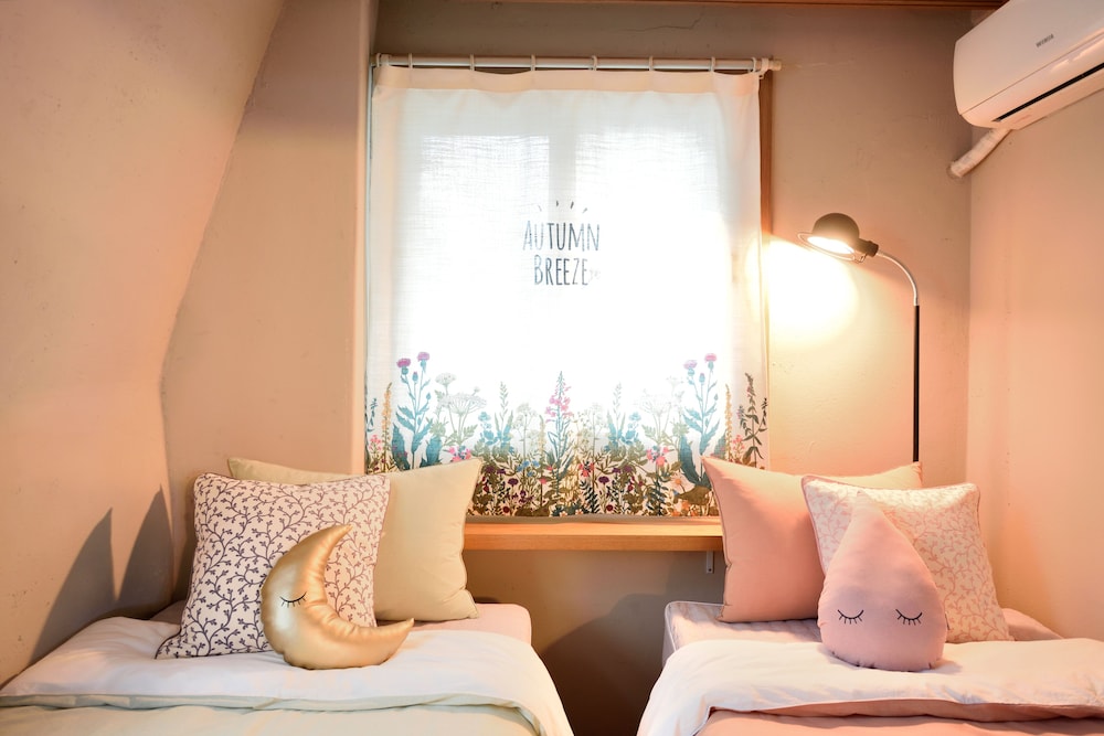 The One Hostel