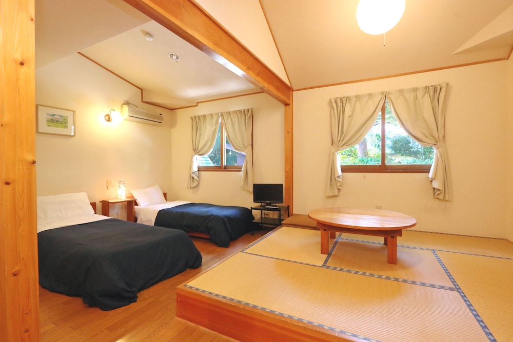 Forest Resort Cosmos