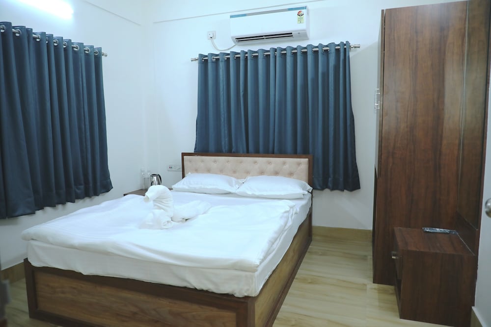 Aashhiana Guest House Entire 2BHK Service Apartments, Kolkata