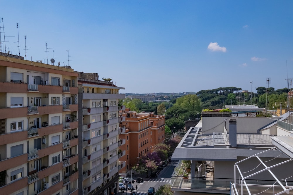 Amazing Penthouse by Caracalla