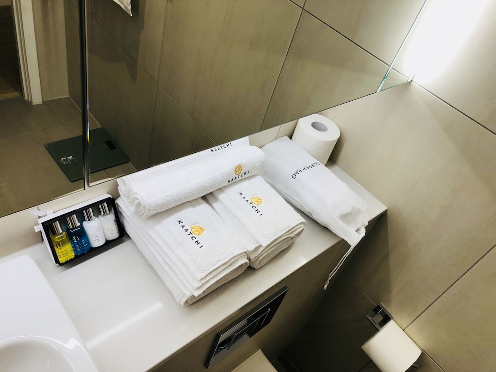 Wembley Vacations - Kaatchi Boutique Apartments - Property Image 5
