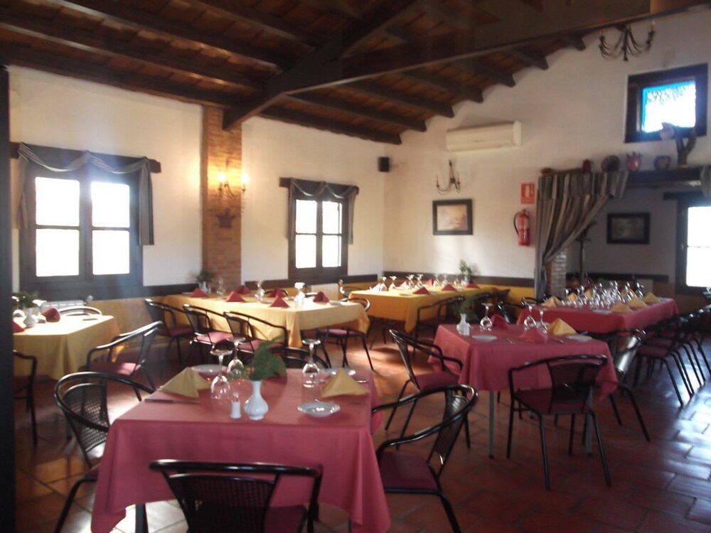 Apartamentos Rurales La Albuera photo 3