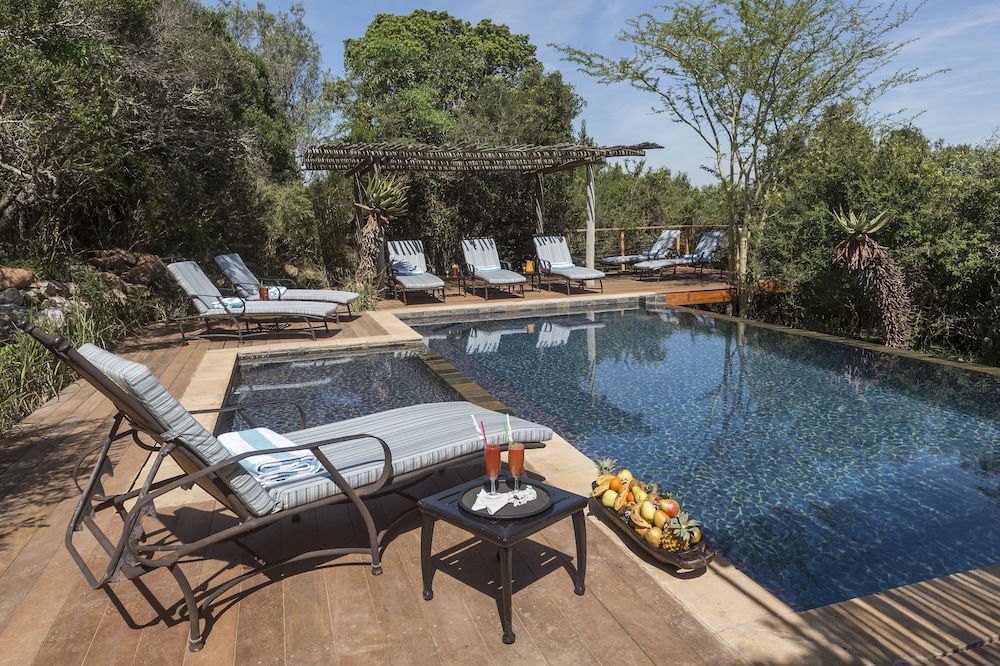 Kariega Game Reserve - Main Lodge view 2