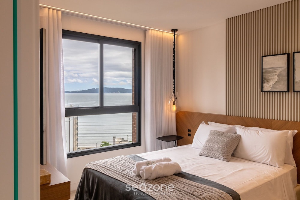MHF II Apts Variados em Prédio com Vista para o Mar em Itapema