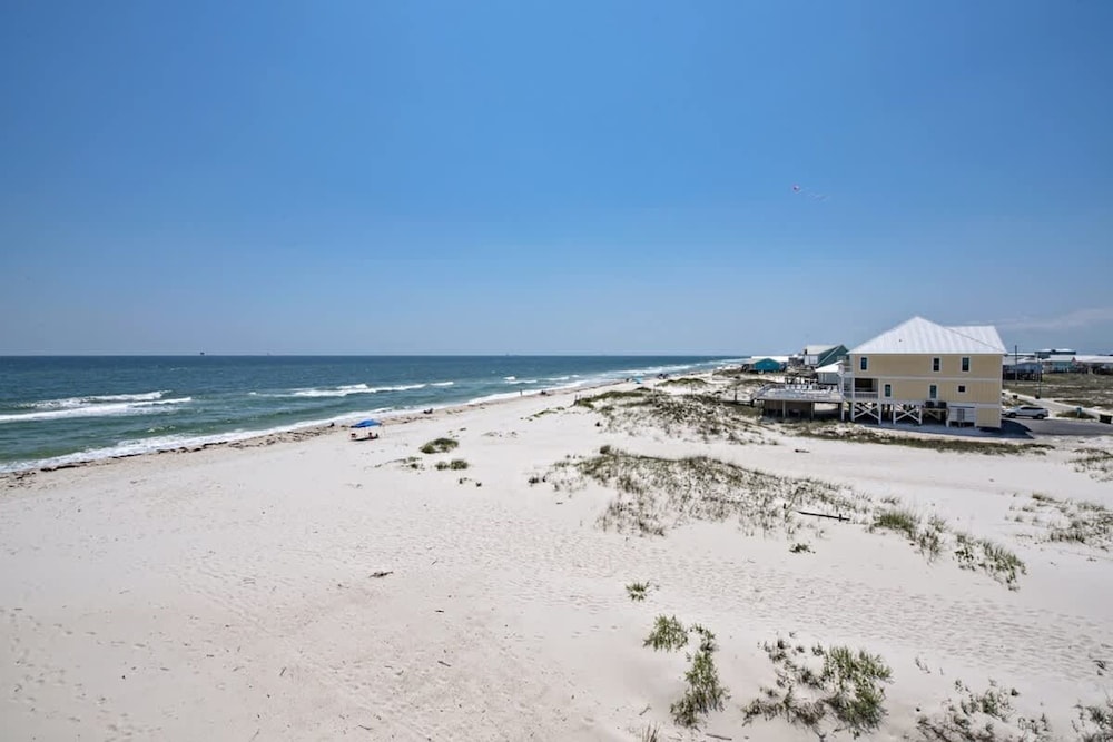 Beachfront 9bed Easybreezy West