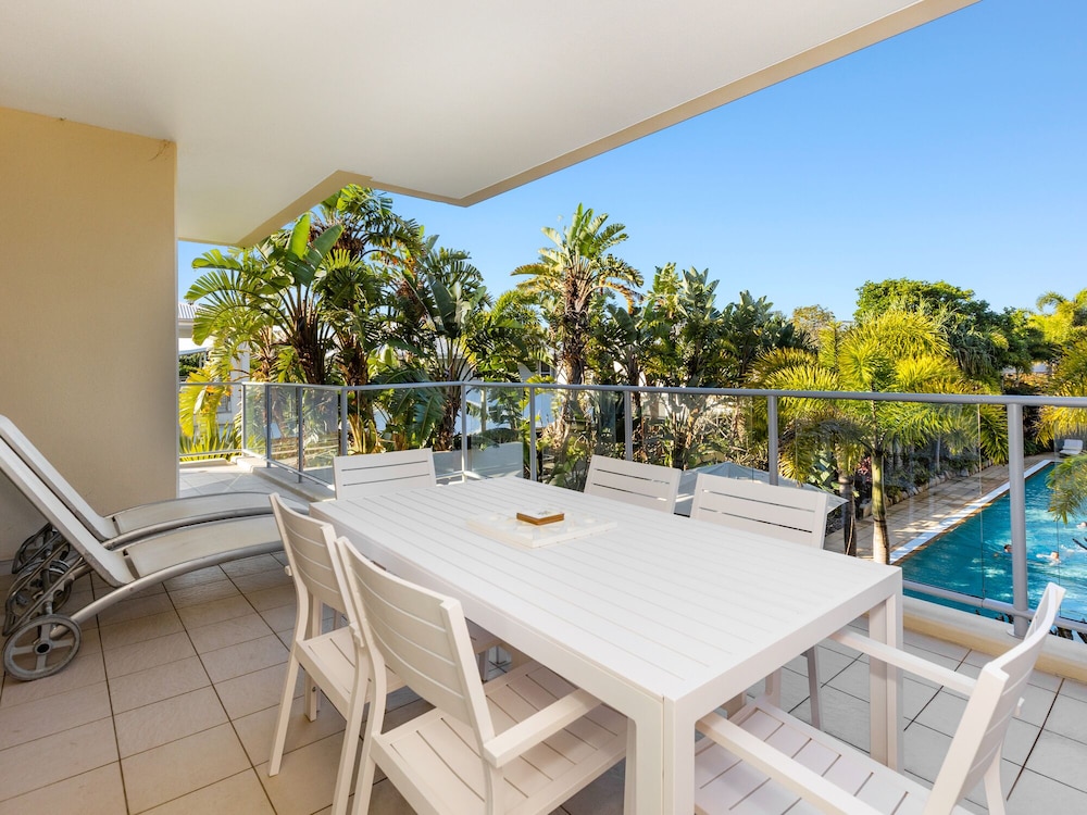 Luxury Apartments on Bells Boulevard