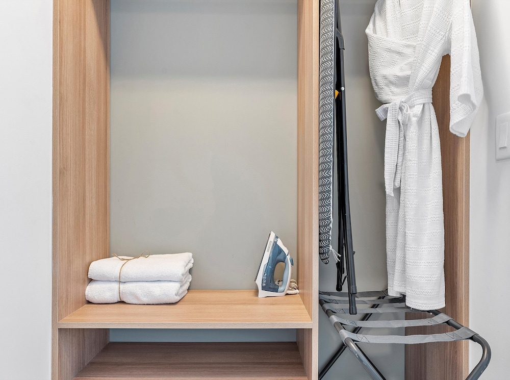 Miami Vacation rentals -Downtown Natiivo
