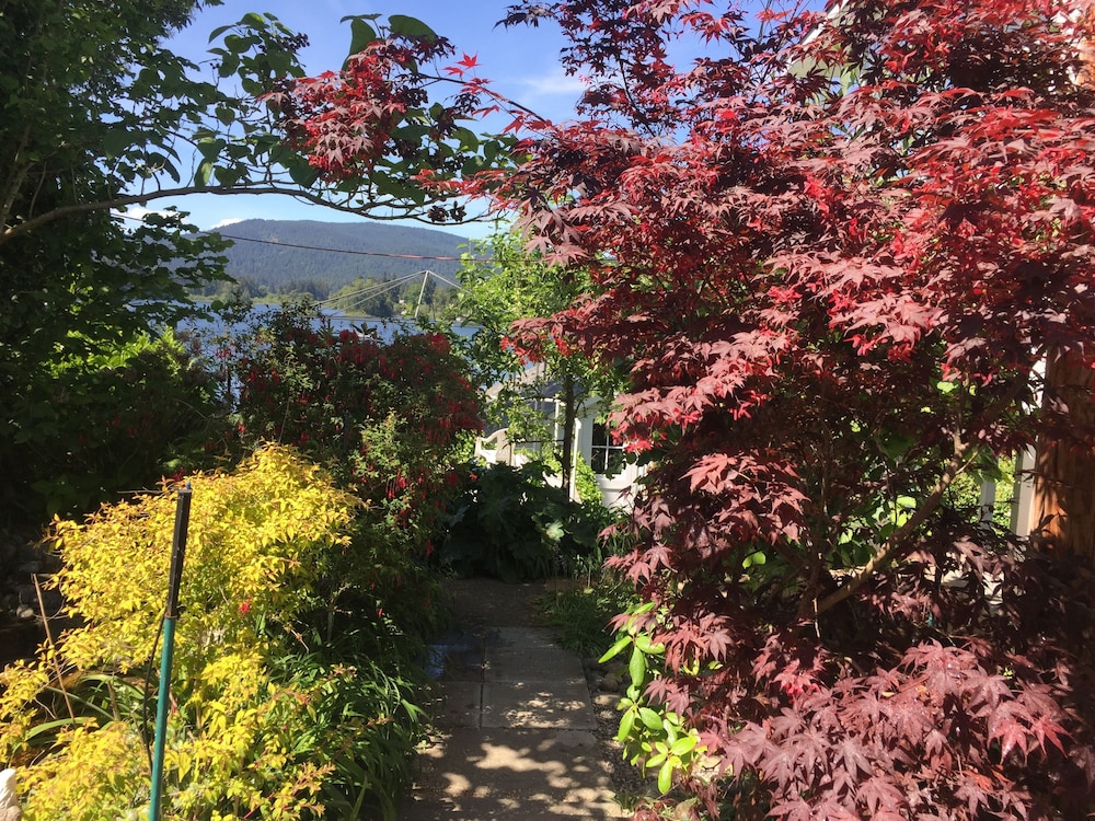Leigh Lani Guest House