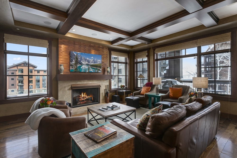 Flagstaff Lodge at Deer Valley Resort - Three Bedroom Residence #302 3 Condo