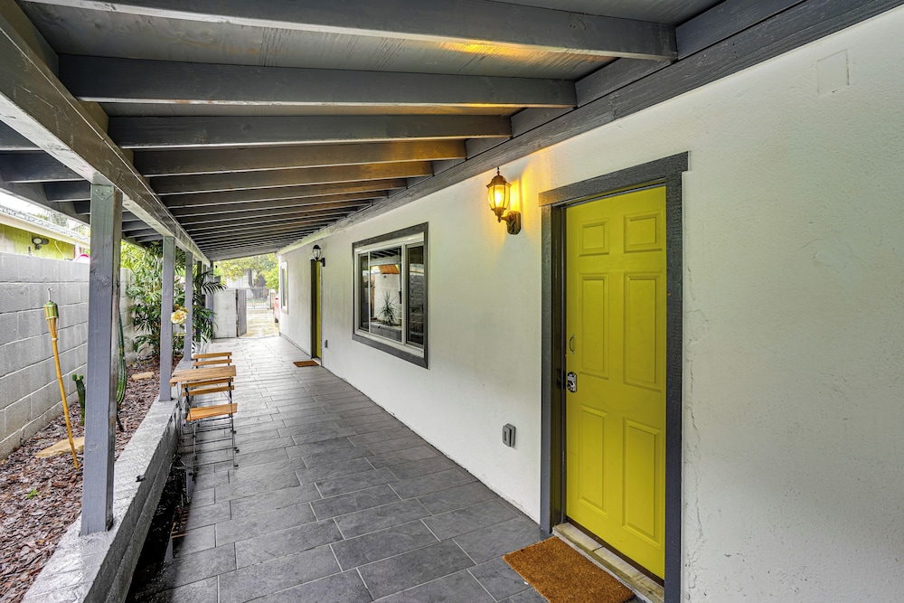 Explore LA & Long Beach: Compton Condo w/ Patio