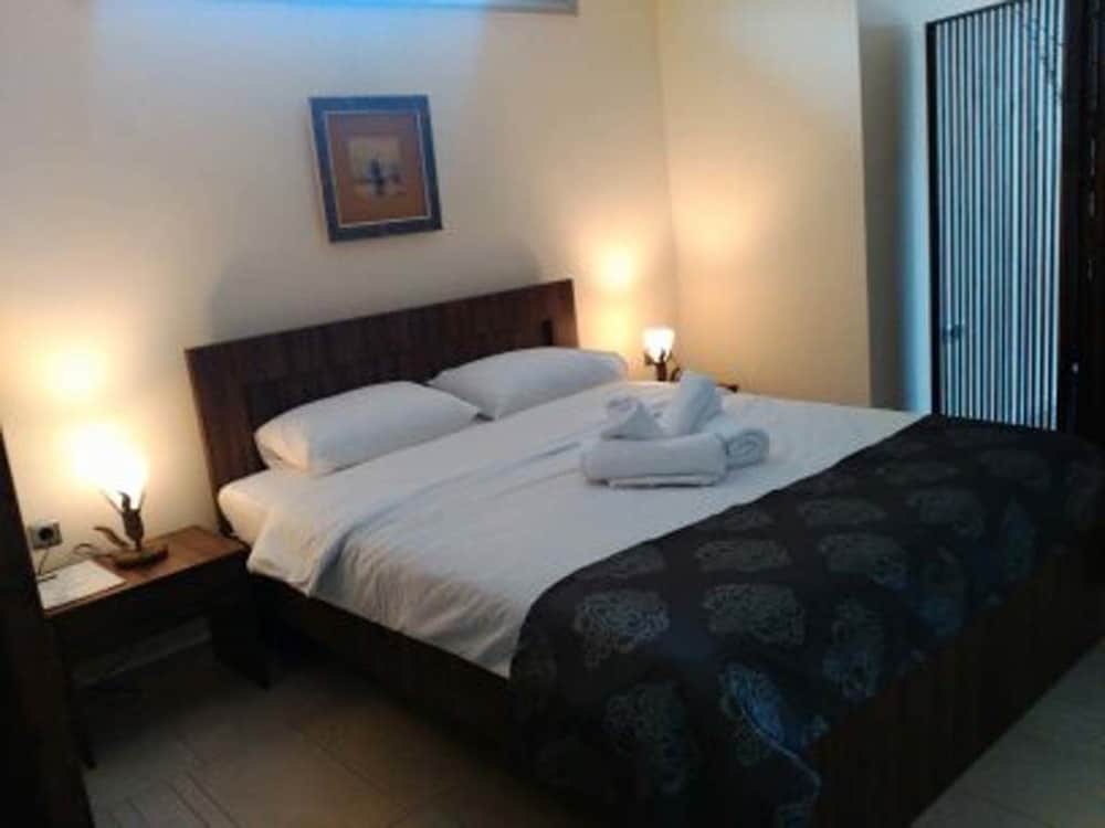 OUR HOUSE Luxury Apartments