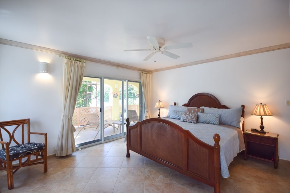 Modern 2-bed Apt Near Beach In St. Lawrence Gap 2 Bedroom Apts by Bluescape