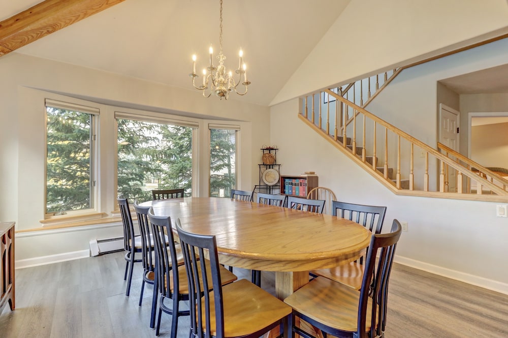Legends 11 5 Bedroom Townhouse
