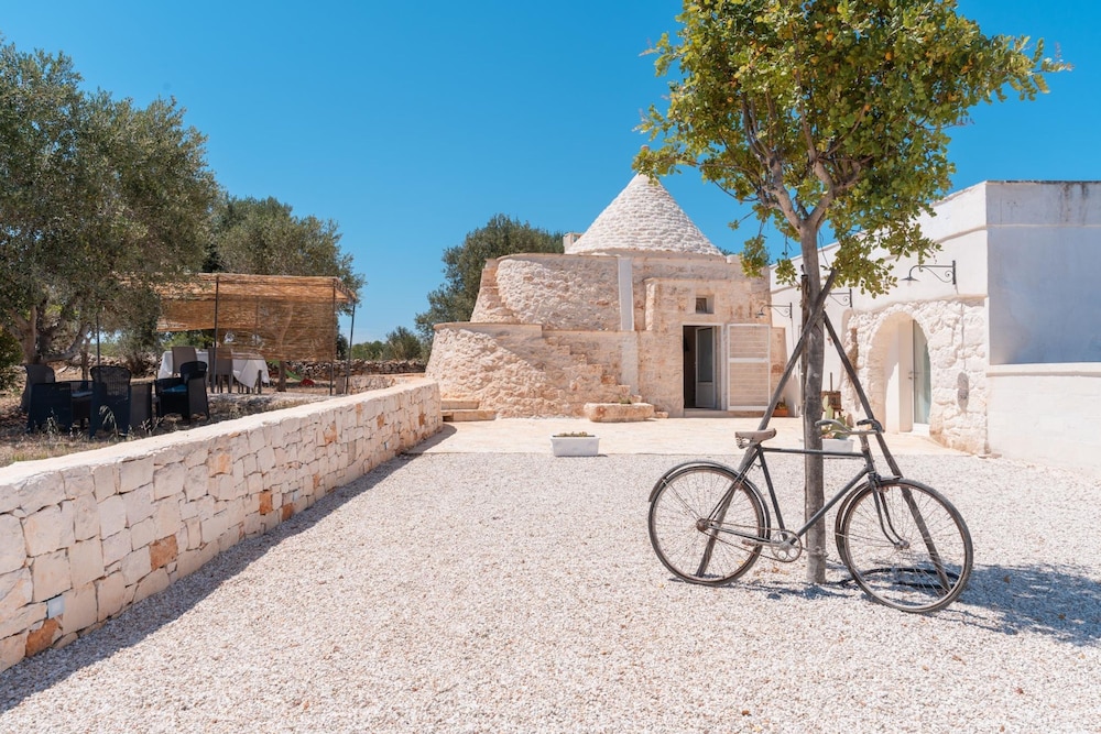 Trullo Calamo tra Mare e Citt