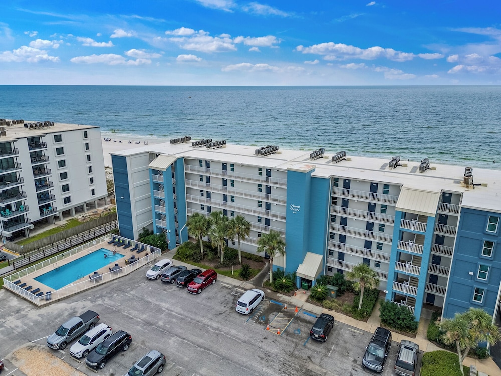 Island Shores #258 by Southern Vacation Rentals