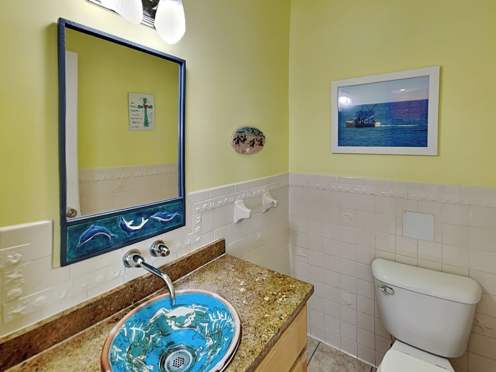Sunshiny Daze by Topsail Realty
