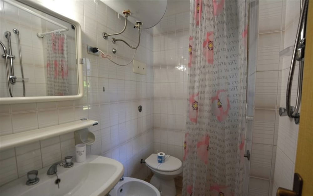 Cozy Apartment With Fenced Garden in Lignano Sabbiadoro