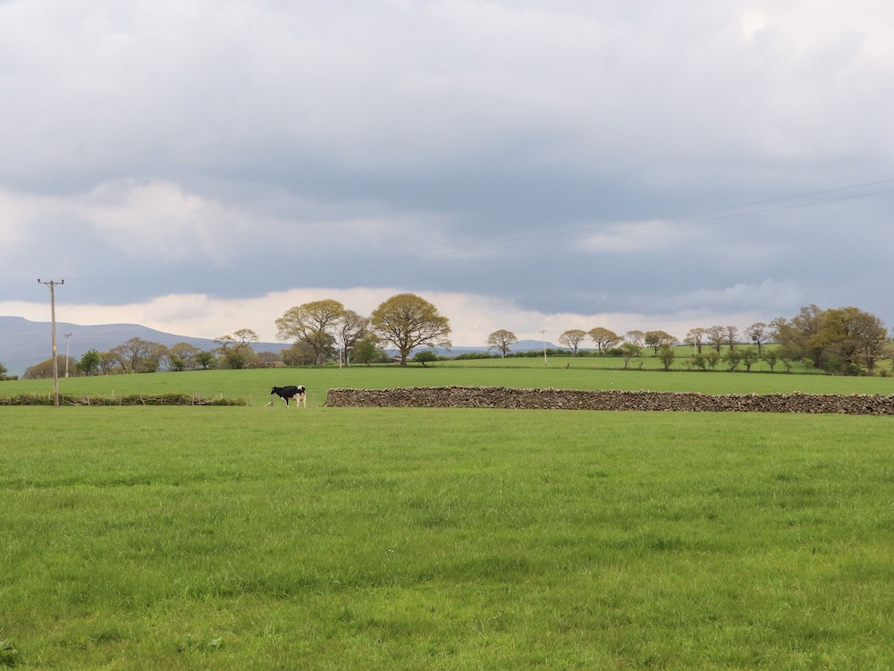Ingleborough Barn