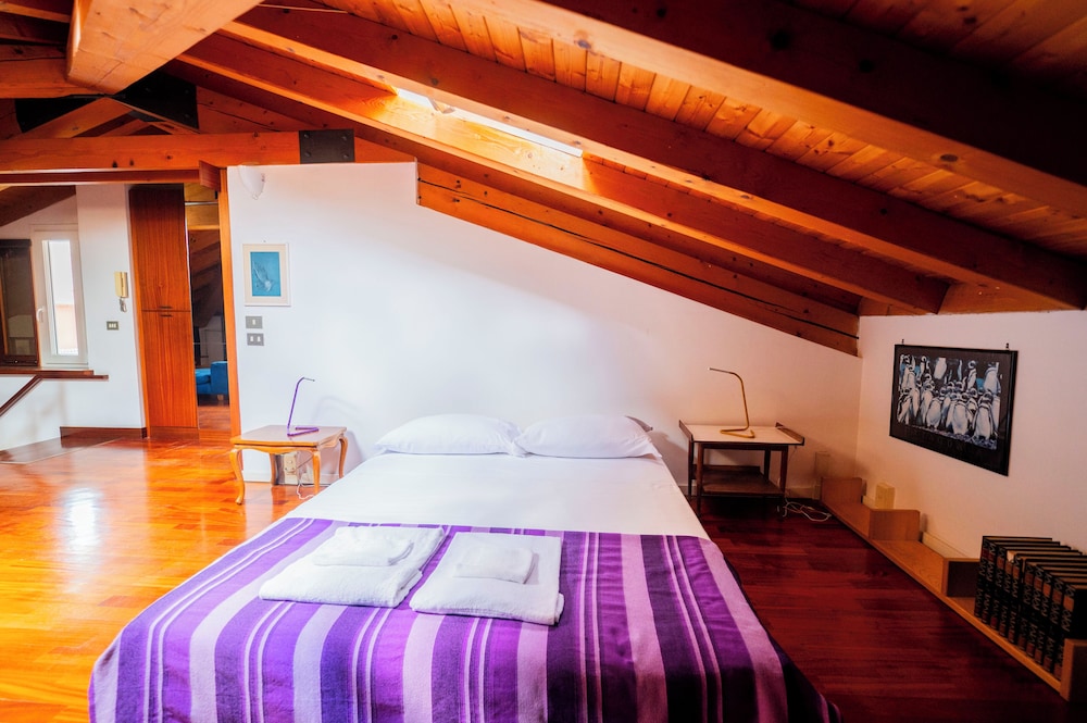 Monteverde Apartments