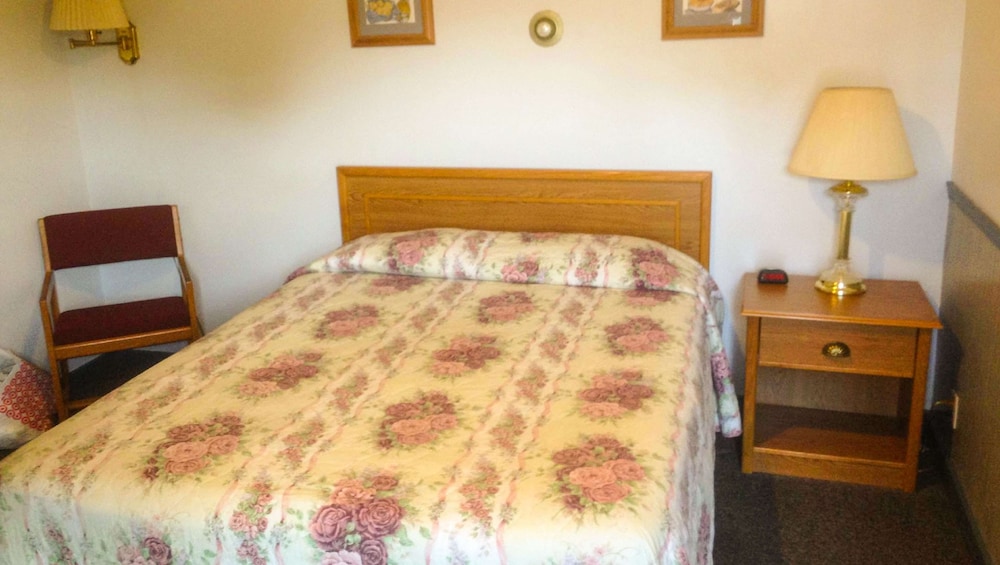 Bedford Vacations - Judy's Motel Bedford - Property Image 3