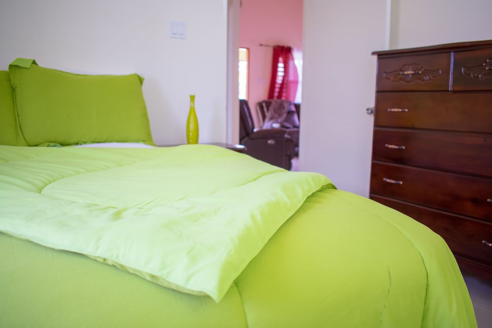 Ocho Rios Getaway Villa at Draxhall