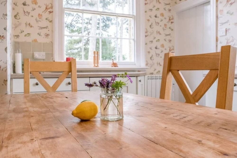 3 Shellpit Cottages Thorpeness view 4