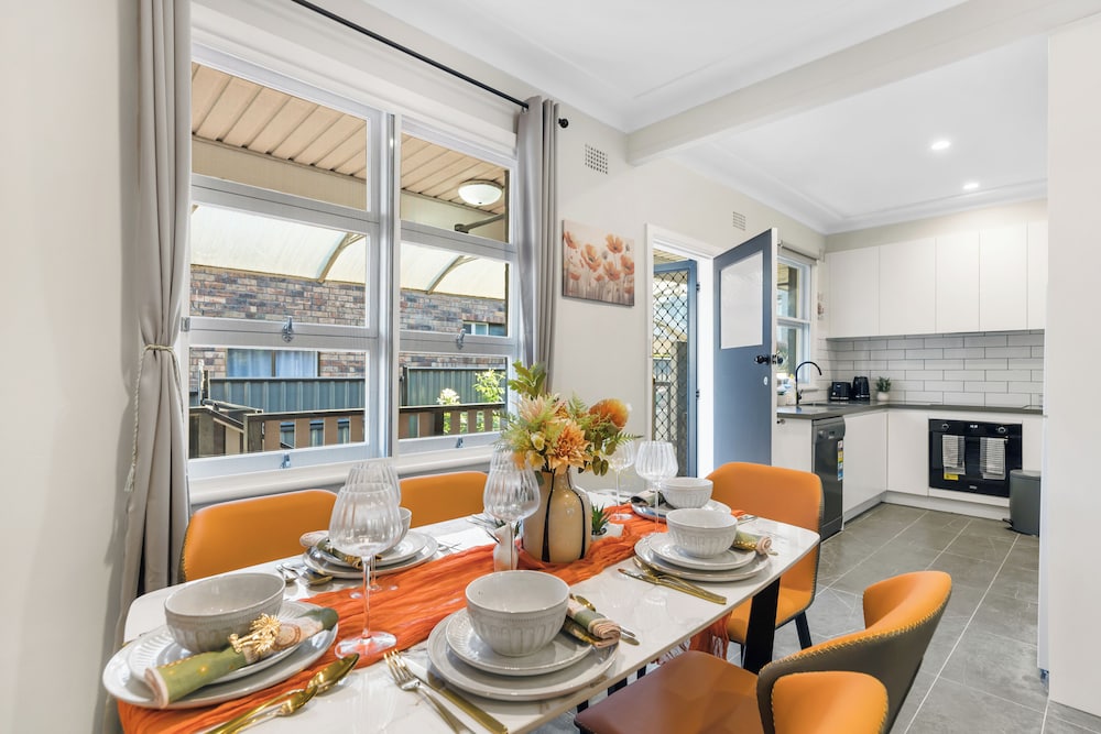 Relaxing 3BDR Modern Home with Parking