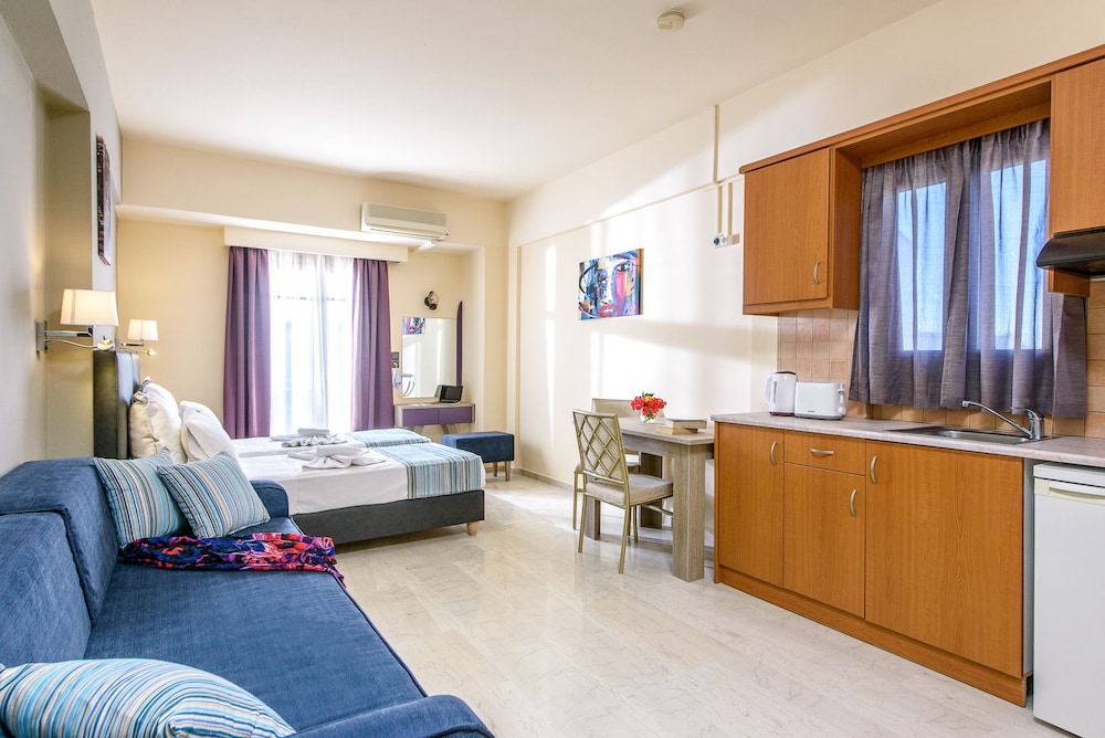 Kleanthi Apartments