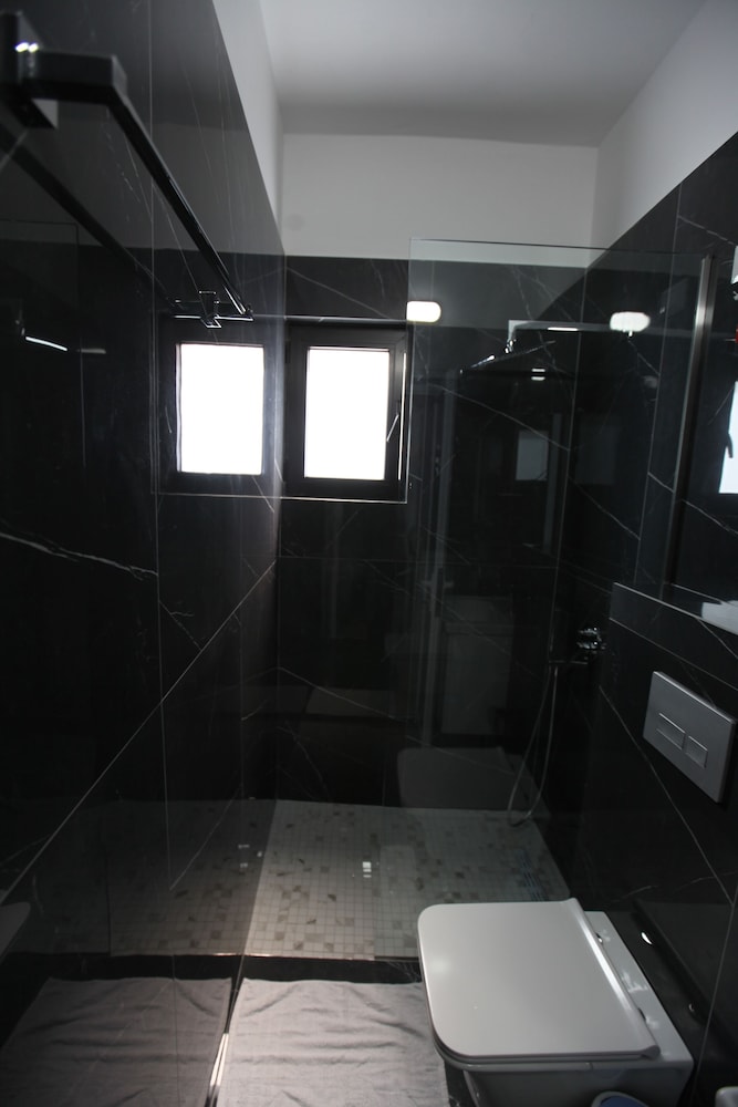 Irdi Aparthotel