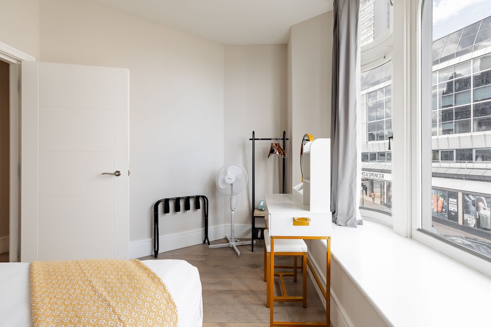 Superb Apartments opp Edgware Rd Station