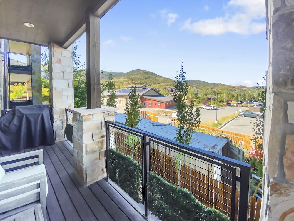 Park City Ski Resort Gems - Stunning Vacation Lodging