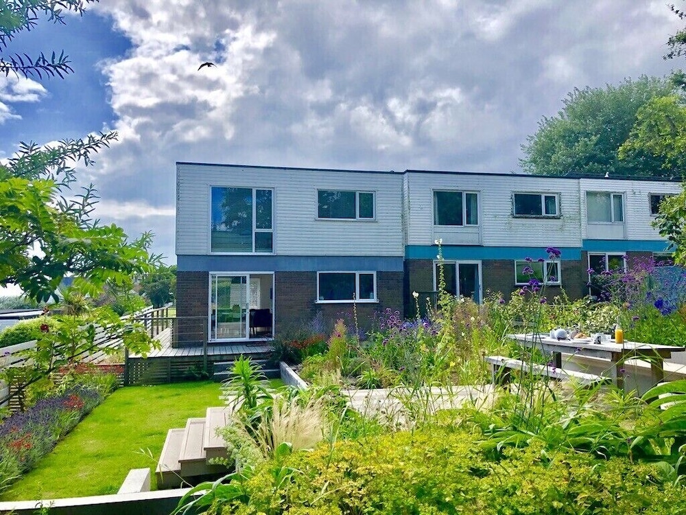 Aldeburgh Lodge Gardens