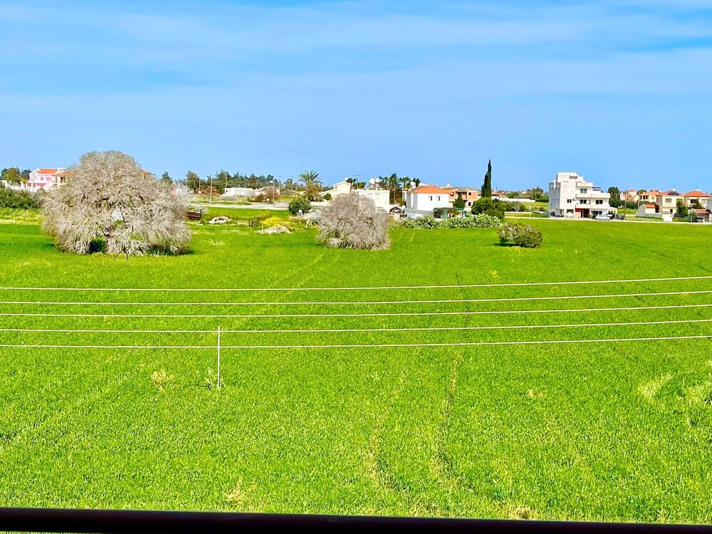 Stunning 1-bed Apartment in Larnaca Near the sea