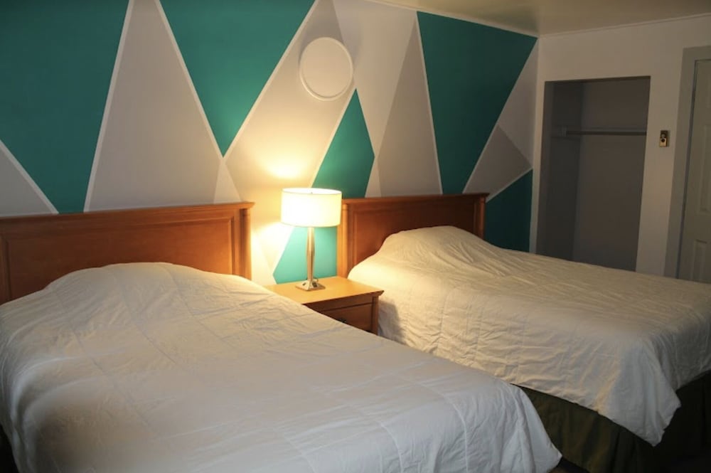 Sarnia Vacations - Bluewater Motel - Property Image 10