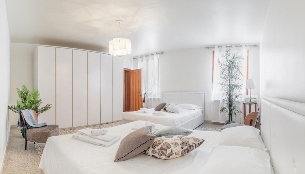 Venice Luxury Palace 8 - Locz