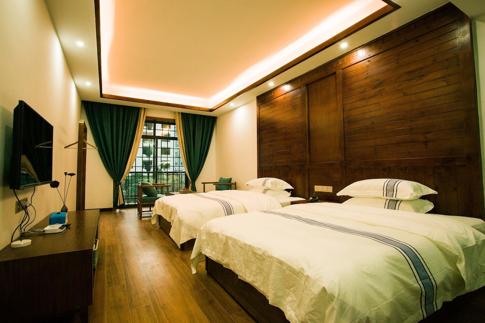 Jingshuihuajian Boutique Inn