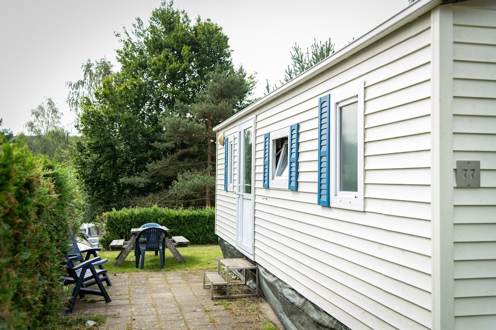 Mobile Home With Heated Pool