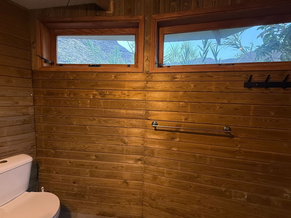 4BR Heaven Close to Nature and Ocean in Quiet Setting
