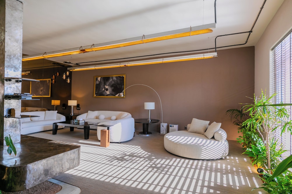 Portal Chalets With Private Pool-AlRawda