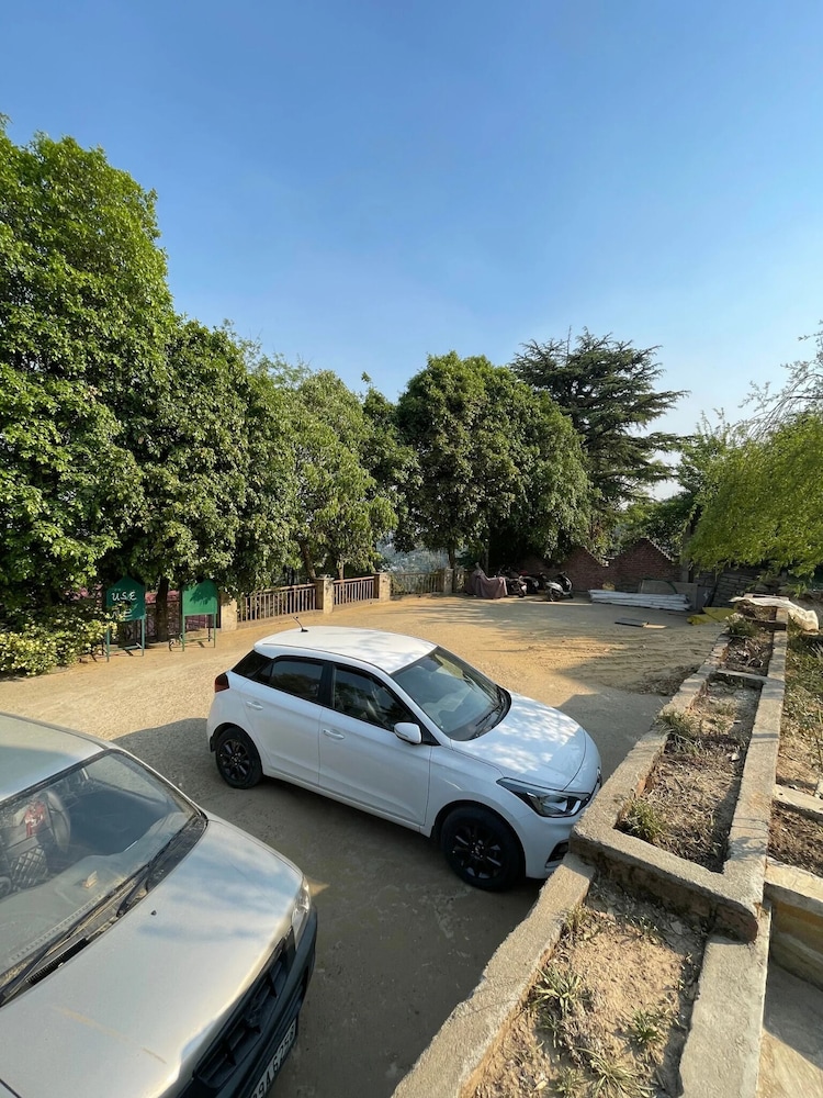 Shri Shail Inn