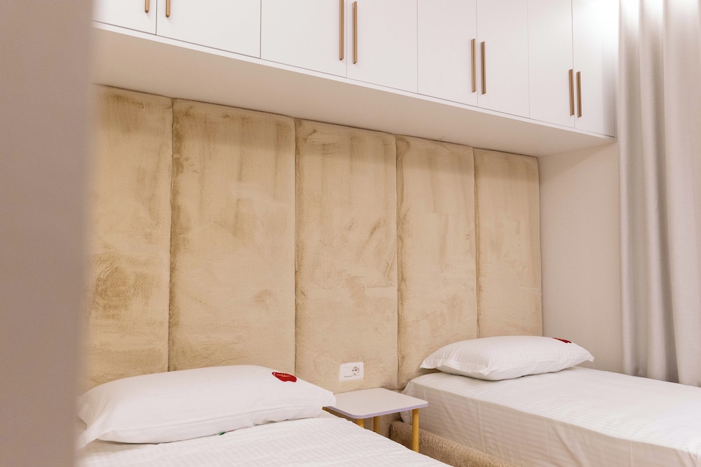 Adam & Eve Apartment