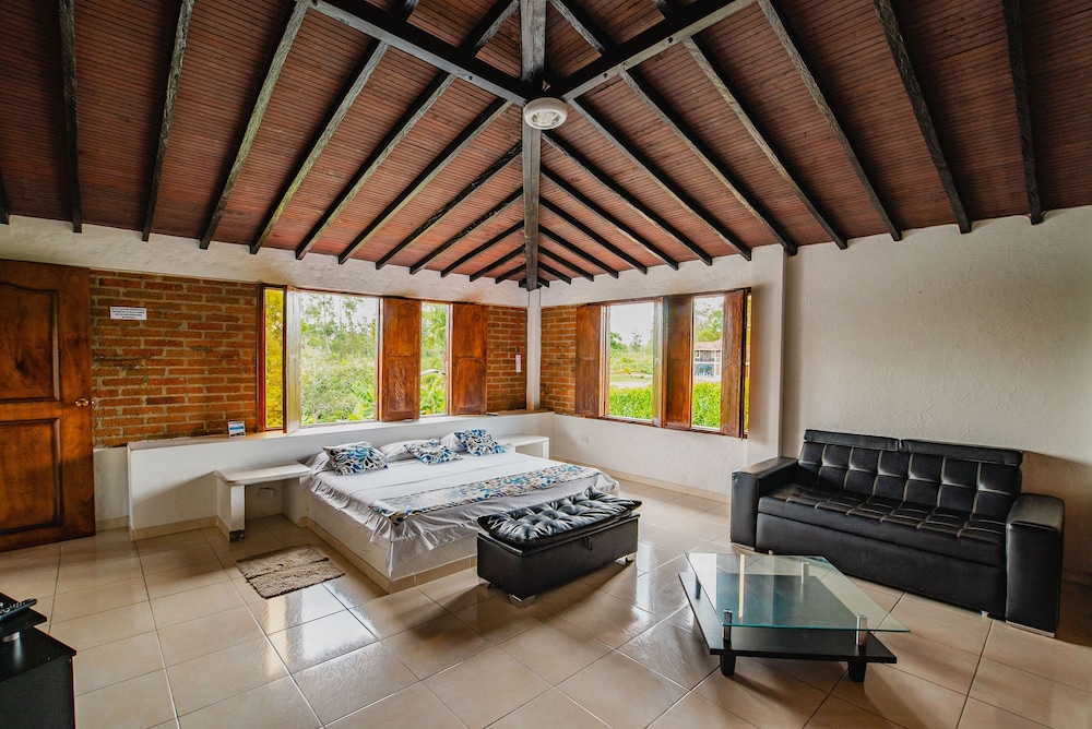 Sol y Luna Country House in Quindo view 5