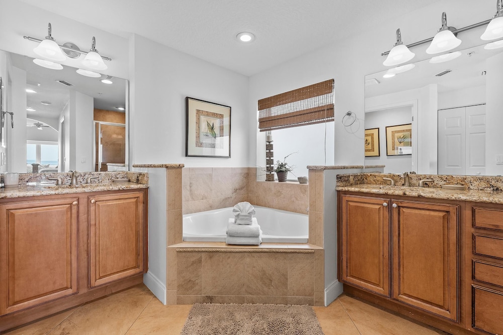 Atlantic Villas 301