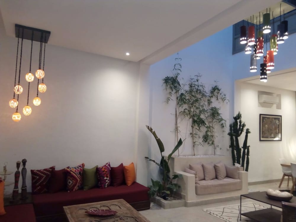 lounge